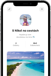 influencer for holiday plans and cheap flights